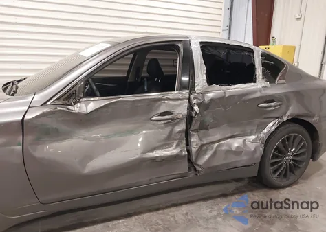 2018 Infinity Q50 z USA, uszkodzony, nr VIN JNIEV7AR4JM445559